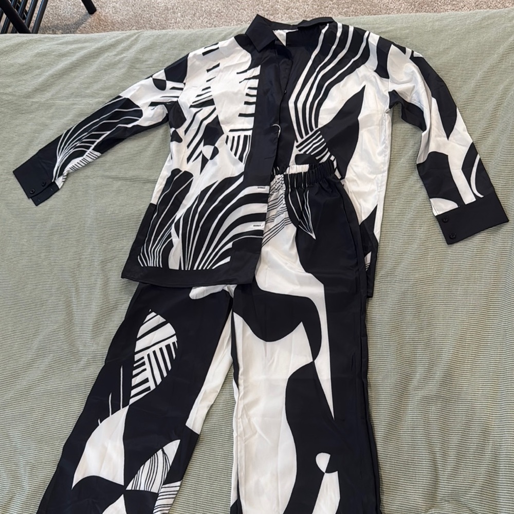 Stylish Black and White Kids Pajamas